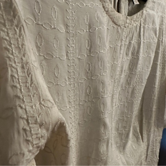hinge brand ivory embroidered blouse with back tie | size medium - Picture 4 of 9